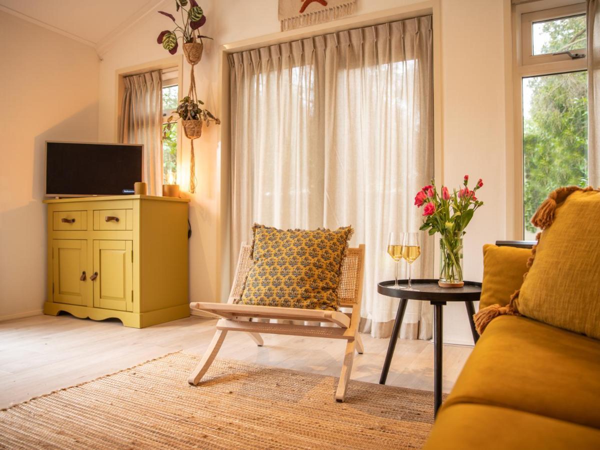 Stayatsas Tiny House Julia In De Bossen Op De Veluwe! Epe Luaran gambar