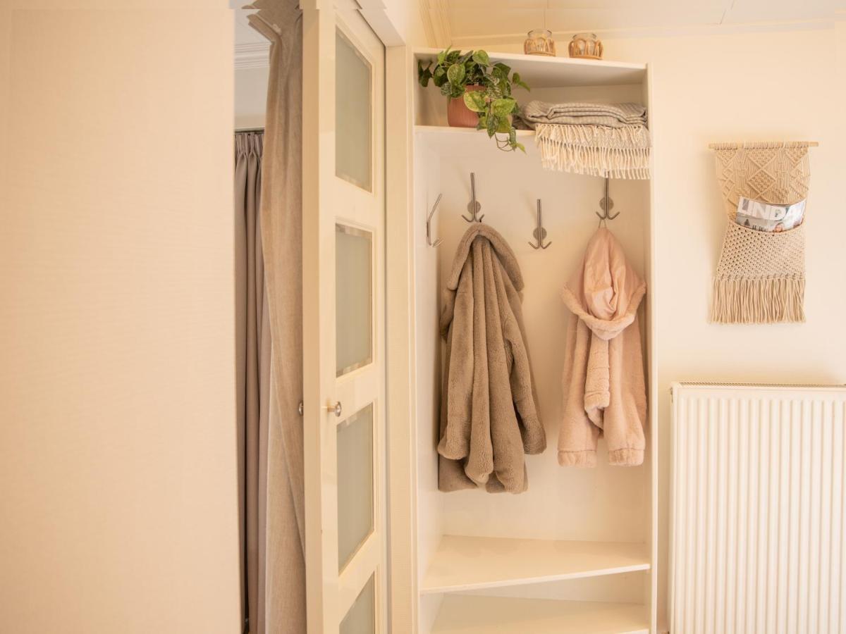 Stayatsas Tiny House Julia In De Bossen Op De Veluwe! Epe Luaran gambar